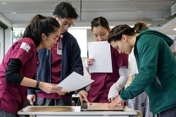 实验室护理专业学生